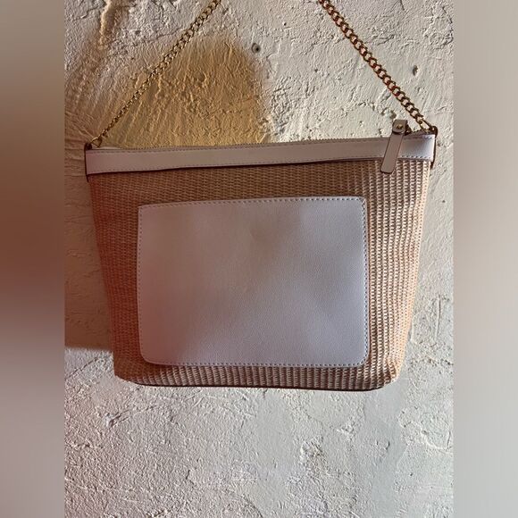 Nanette Lepore Tan Woven Bag with Gold Chain
White leather accents stripe lining - Picture 5 of 13